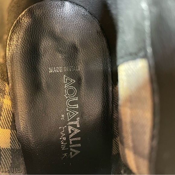 AQUATALIA By Marvin K Womens Black Suede Ankle Boots Size 7.5 Side Zip Italy - Picture 6 of 16